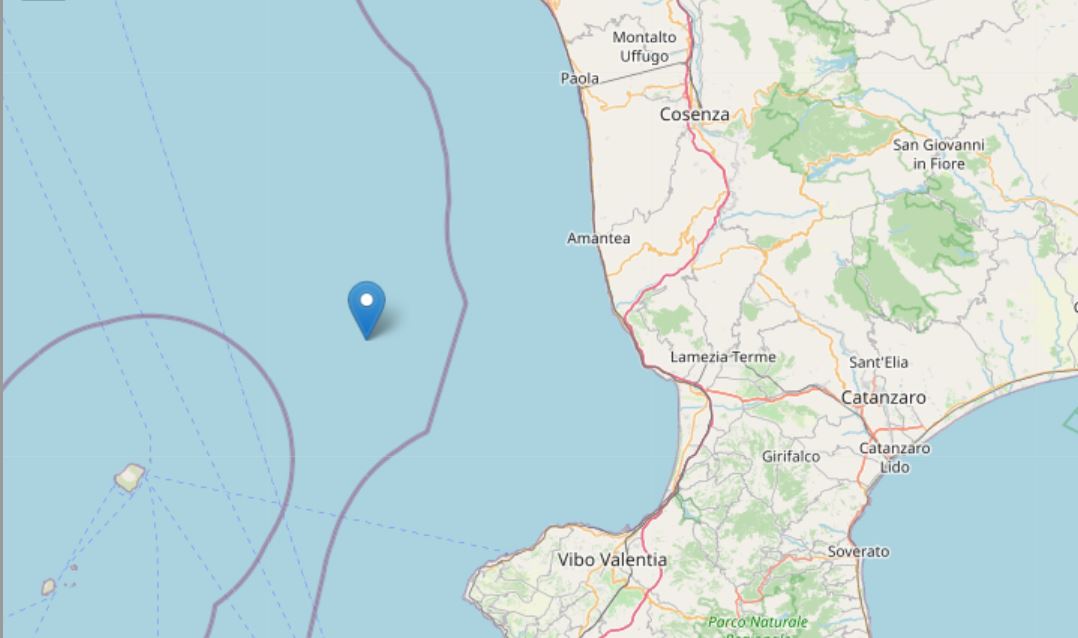 Terremoto, scosse all'alba: ansia in Calabria ed Emilia Romagna