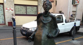 A Milano la prima statua dedicata a una donna. In Italia sono poche
