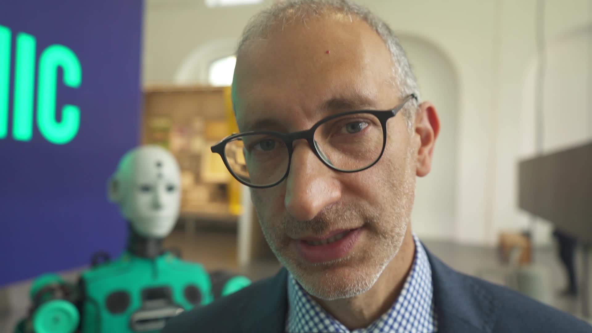 RoBee è il primo Robot umanoide cognitivo made in Italy