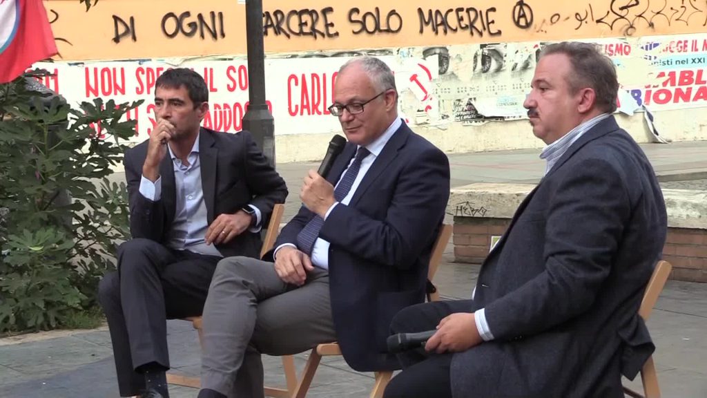 Elezioni, Gualtieri in piazza a San Lorenzo: "Bisogna ripulire Roma"