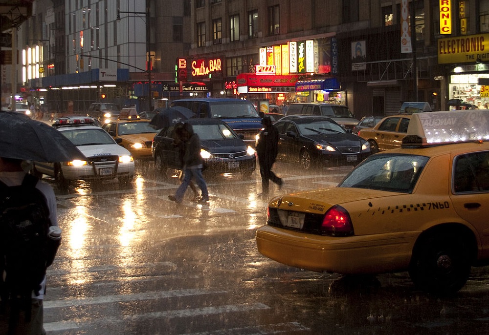 Uragano Ida trasforma gli scantinati di New York in trappole mortali