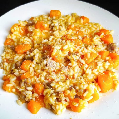 Risotto zucca e salsiccia, la ricetta