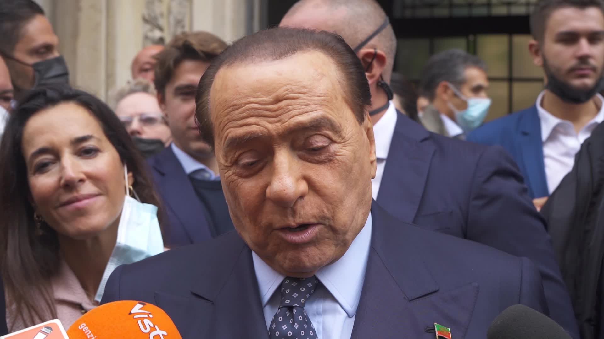 Berlusconi, quell’apertura al Reddito e l’ipotesi Quirinale