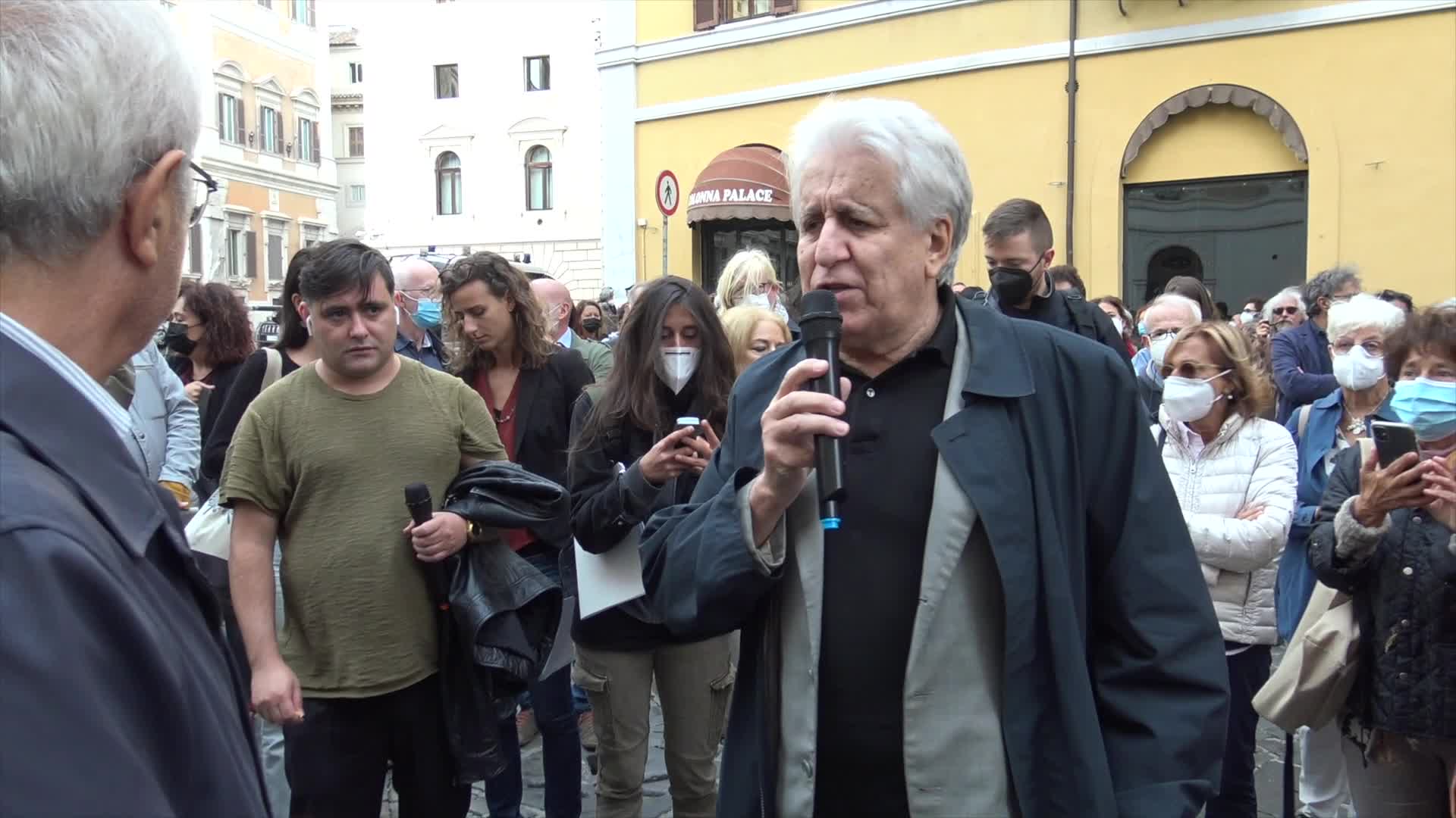 manifestazione per mimmo lucano