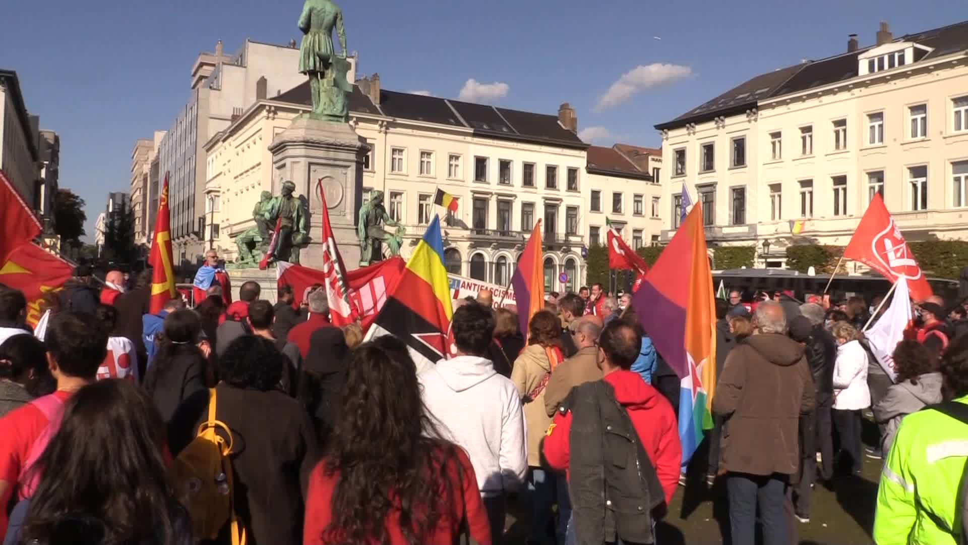Attacco Cgil, in piazza a Bruxelles: "L'Europa è antifascista"