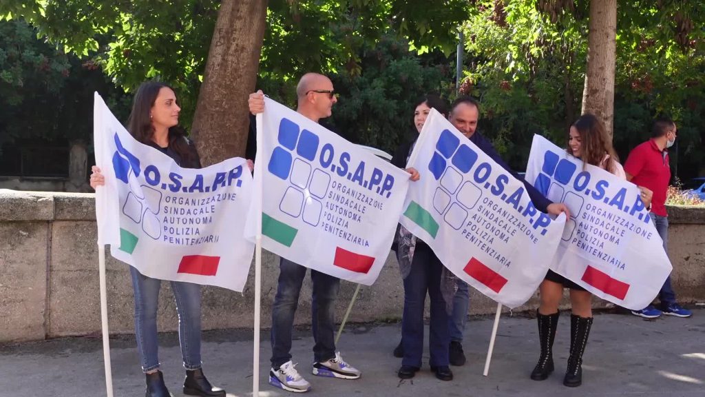 Carceri, polizia penitenziaria in protesta a Palermo: "È un Far west"
