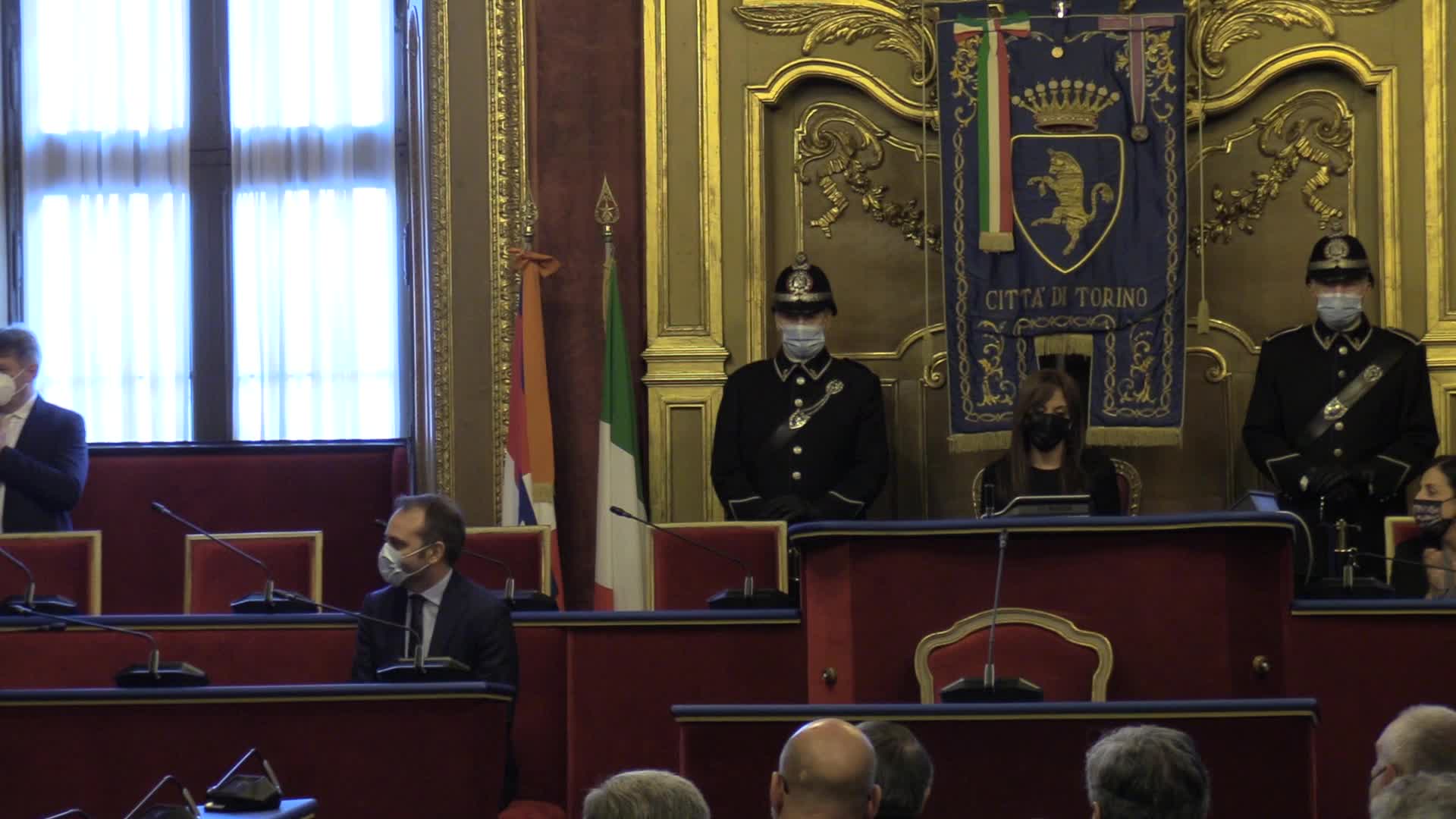 Torino, il sindaco Lo Russo riceve la fascia tricolore