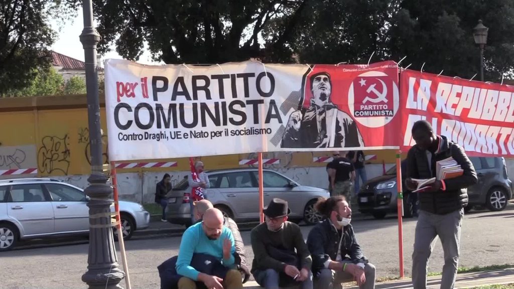 manifestazione contro mario draghi