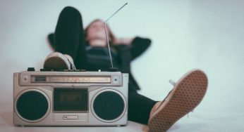 In Italia aumenta l’ascolto di musica: </br> ecco perché ci fa (tanto) bene