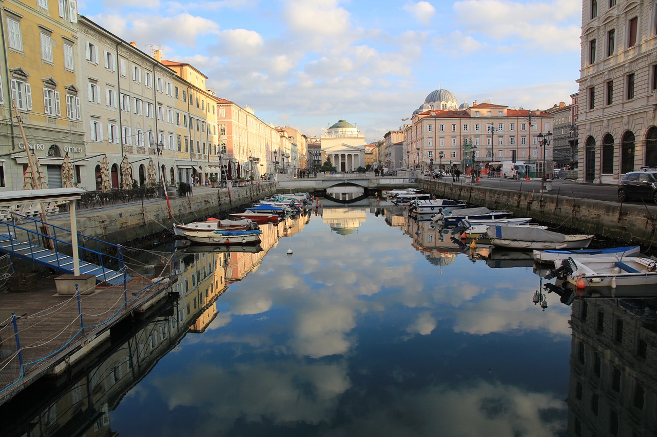 Covid, appello a Trieste da parte dei Sì vax: già 40mila firme