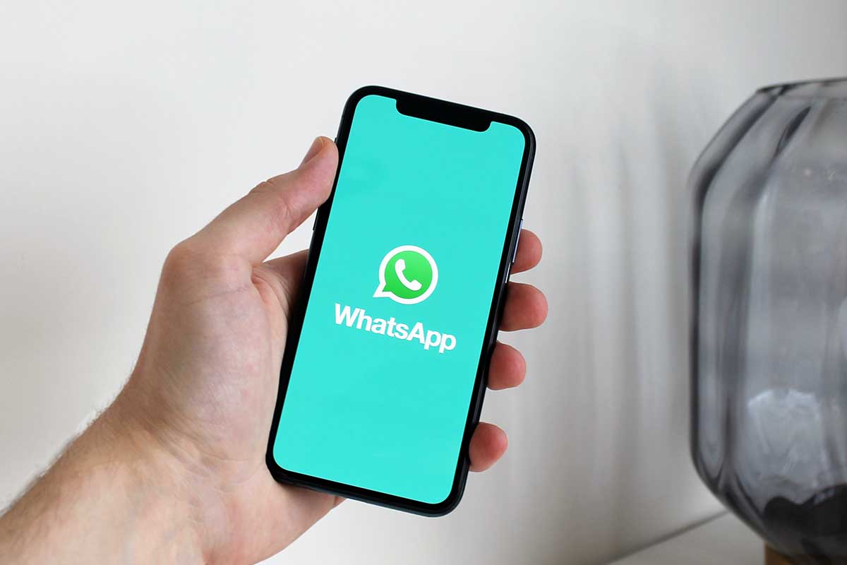 WhatsApp come far scomparire i messaggi dopo 24 ore