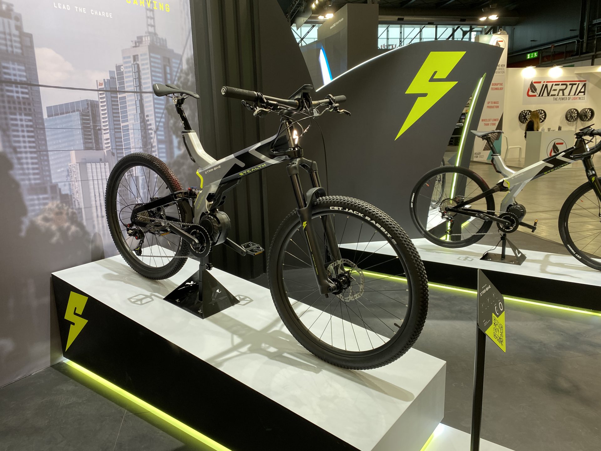 Stealth a EICMA 2021: un po’ bici un po’ moto