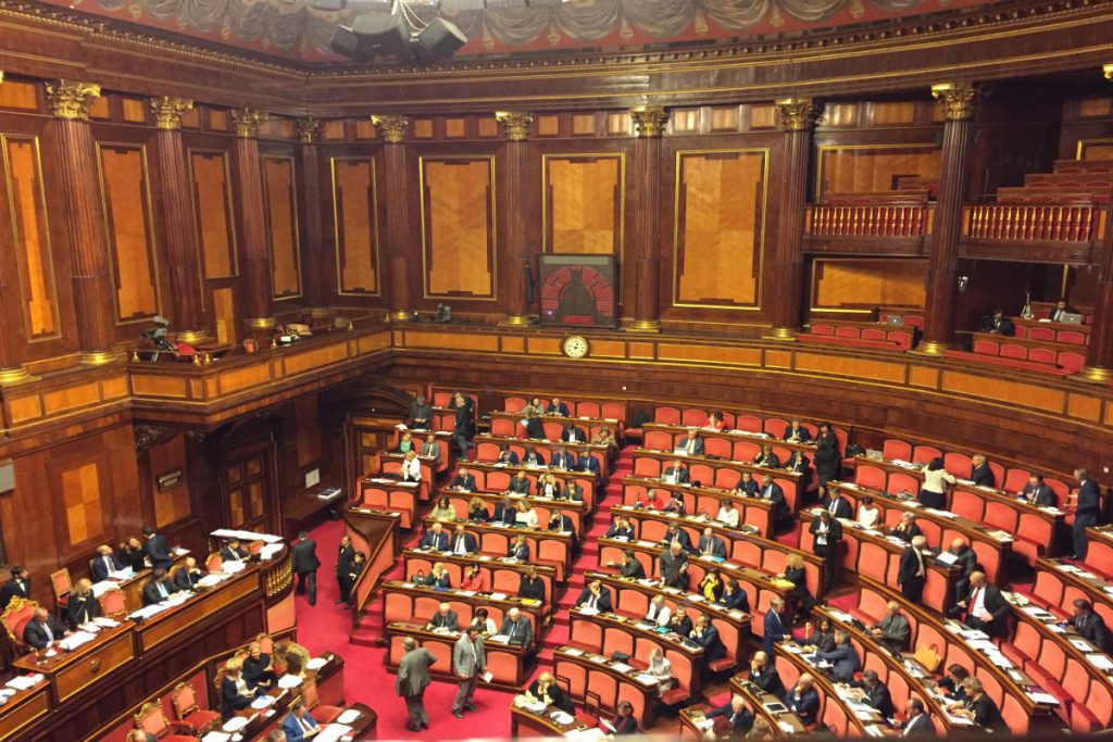 Il ddl Zan ‘torna’ subito in Senato: ok all’identità di genere
