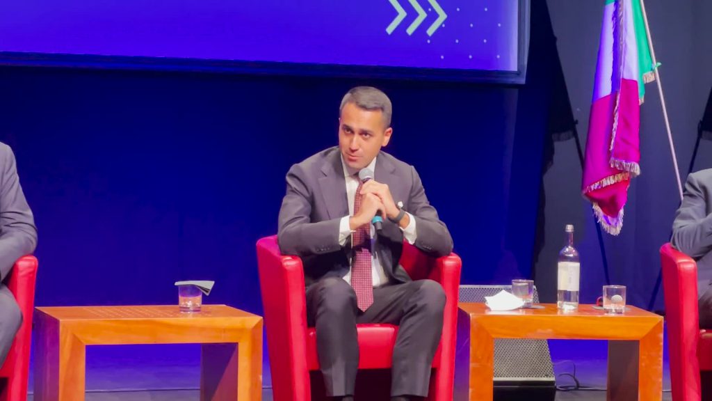 Scarcerazione Zaki, Di Maio predica cautela: "Il lavoro non è finito"