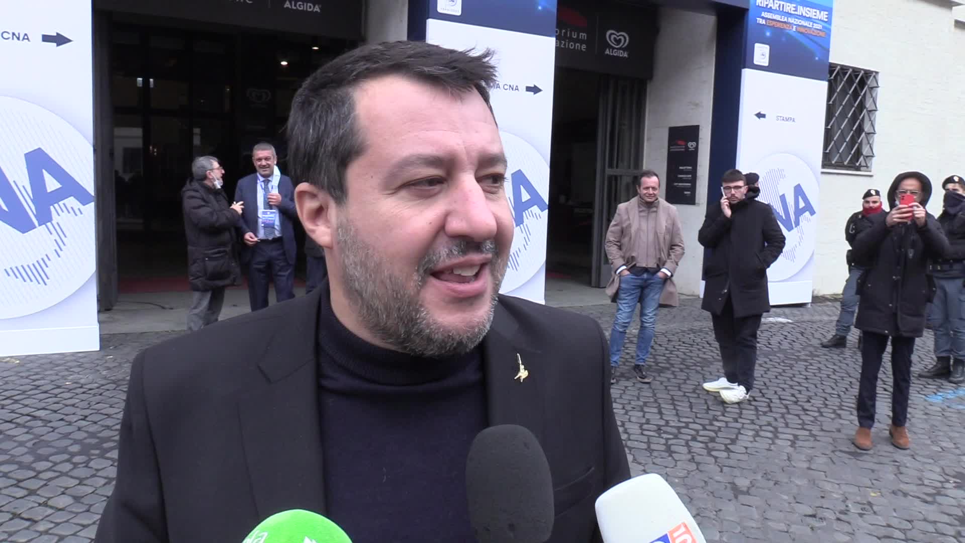 Sciopero generale, Salvini: "Momento delicato, scelta Landini senza senso"