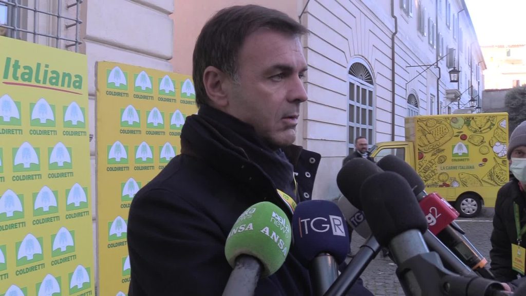 Coldiretti lancia Spesa Sospesa: "Carenza cibo per 4,8 milioni di italiani"