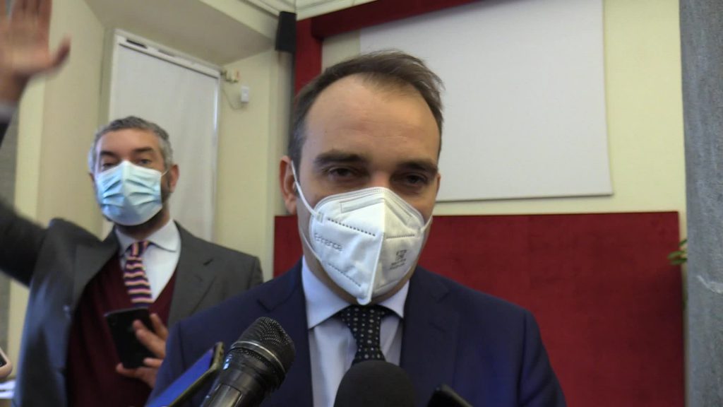 Torino annulla lo spettacolo di Capodanno, il sindaco: "Covid troppo critico"