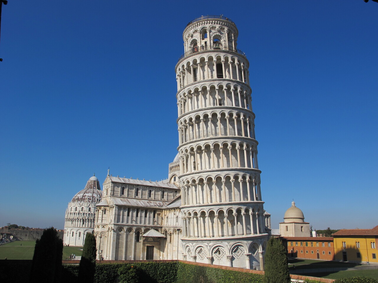 Torre di Pisa, il campanile si sta raddrizzando: la situazione