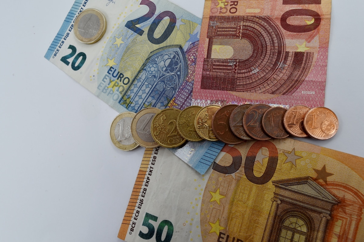 Euro, buon compleanno! 20 anni della valuta adottata in 19 Paesi