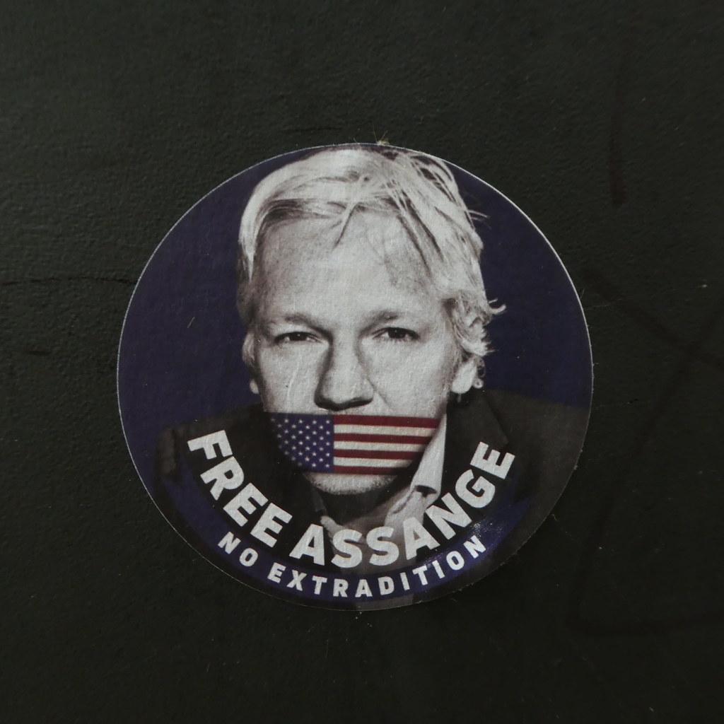 julian assange