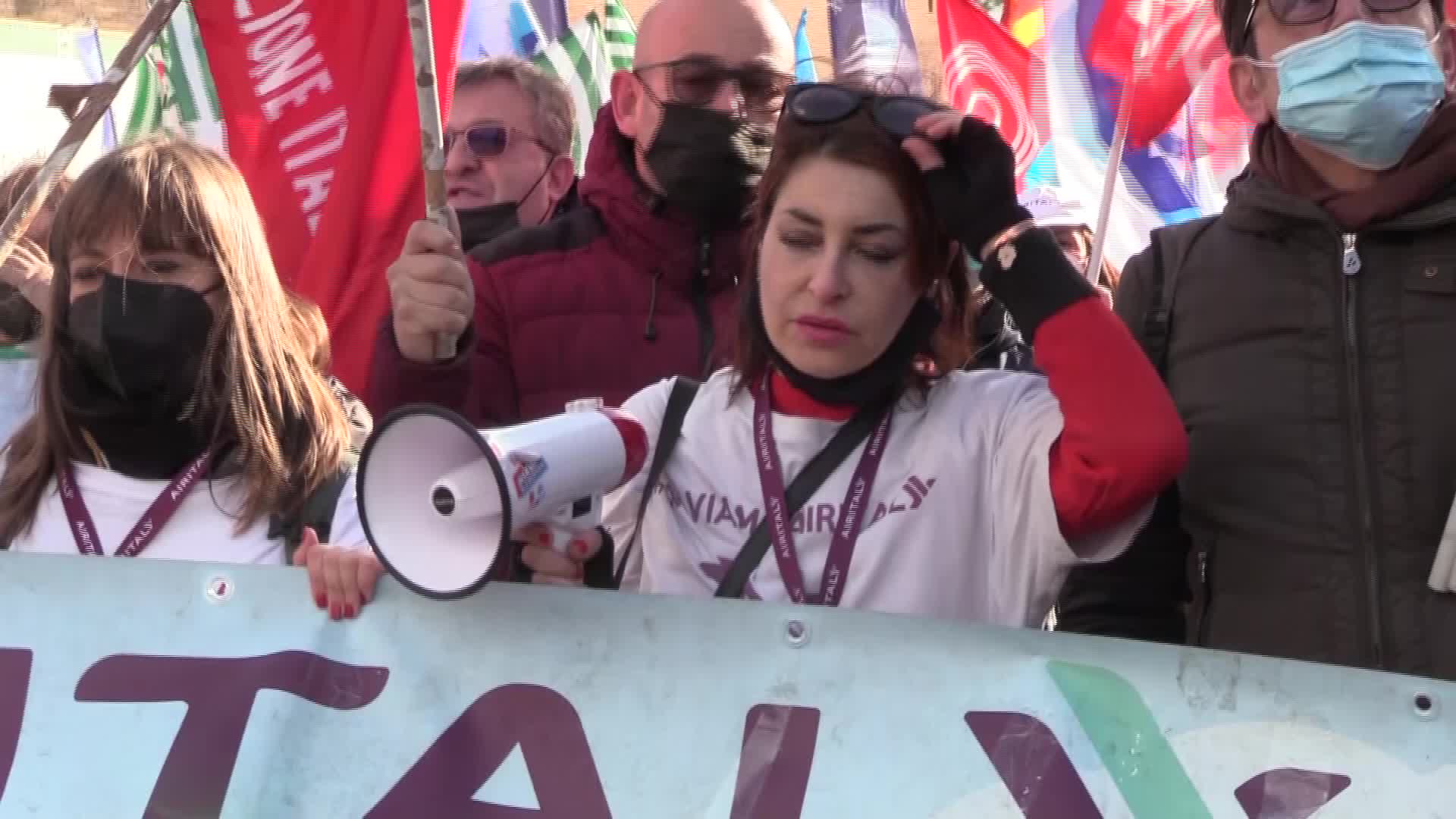 Air Italy, nuova manifestazione a Roma: "Governo dia risposte ai lavoratori"