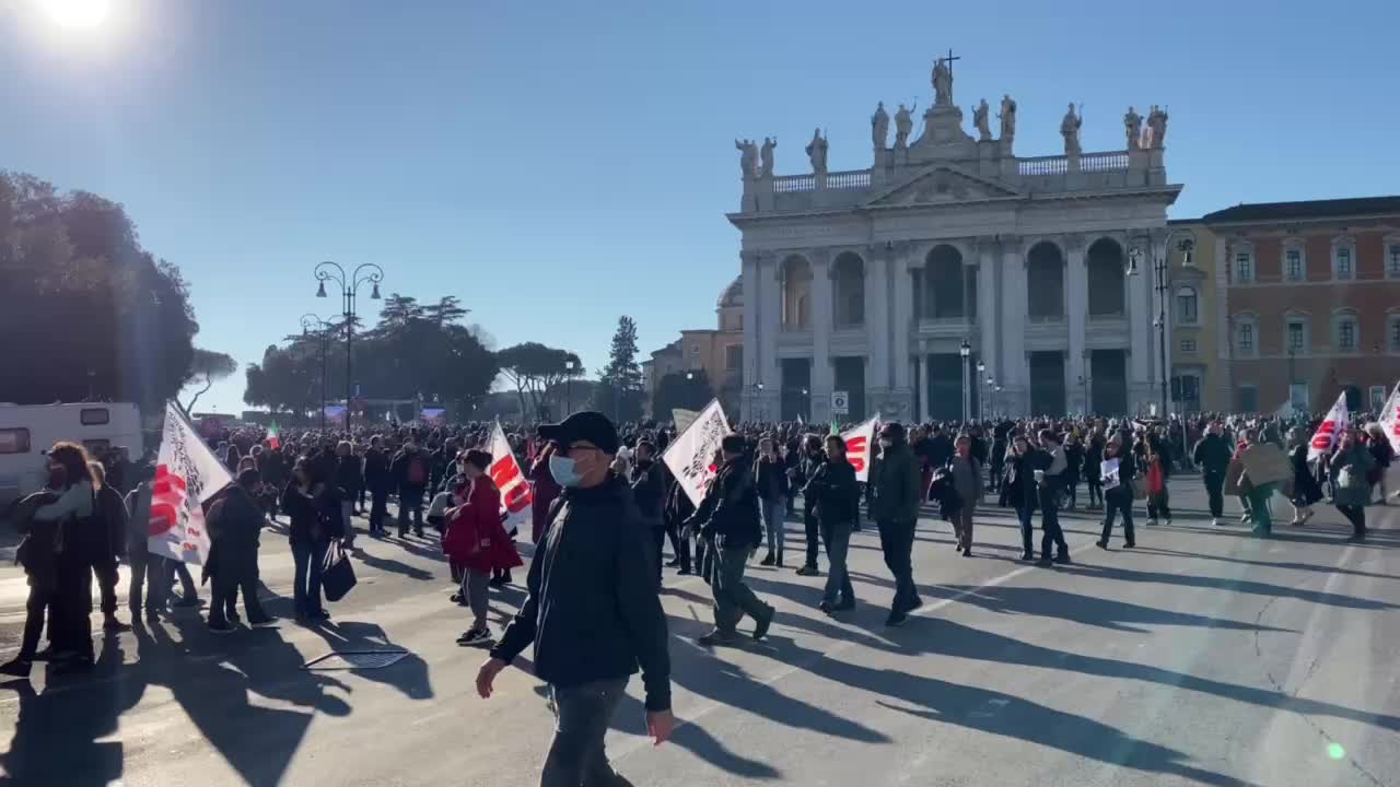manifestazione no green pass a Roma