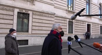 Quirinale, è caos: verso mattinata di astensioni, Mattarella-bis vicino