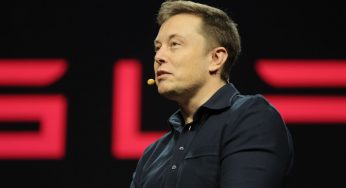 Tesla nella bufera dei diritti umani per il nuovo showroom nello Xinjiang