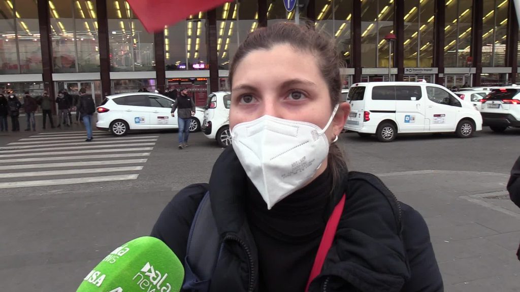 Roma, niente cibo ai senzatetto in stazione: "Repressione contro marginalità"