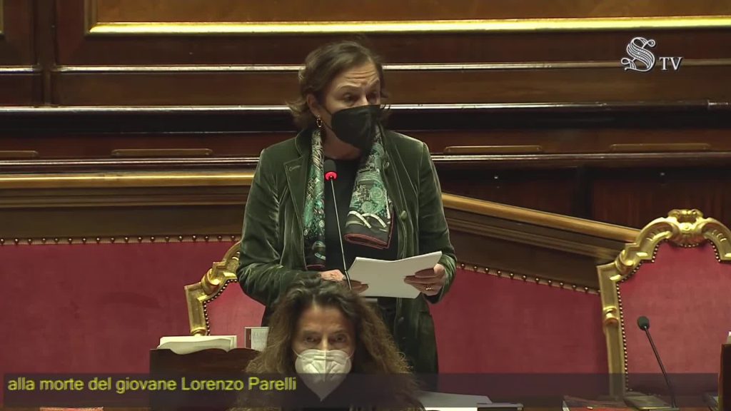 Lamorgese: "Proteste giovanili segno di vitalità, ma ci sono delle regole"