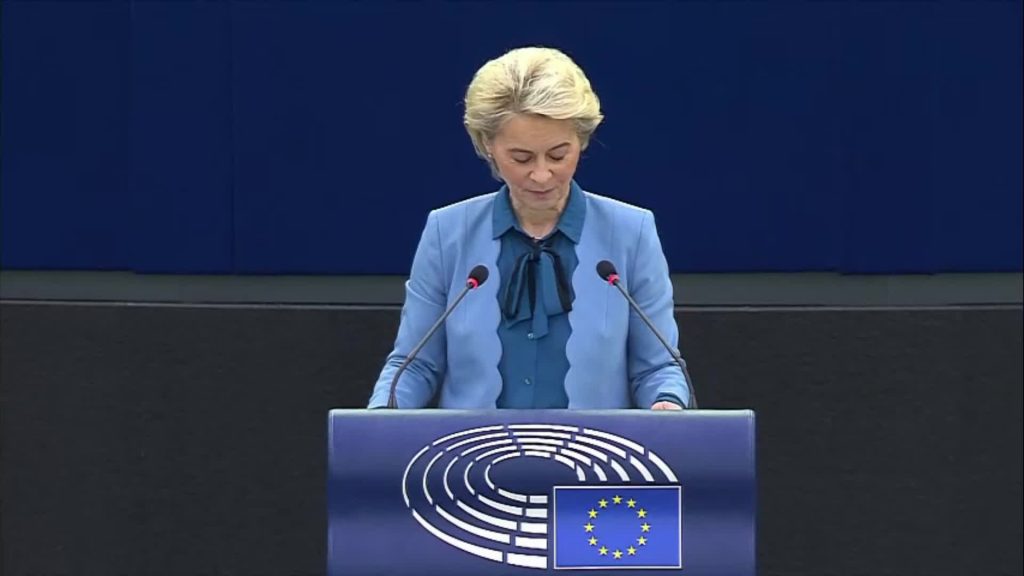 Crisi Ucraina, Von der Leyen: "Ue, pronto il pacchetto più grande della storia"