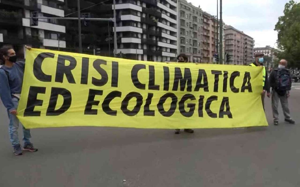 Gli attivisti di Extinction Rebellion
