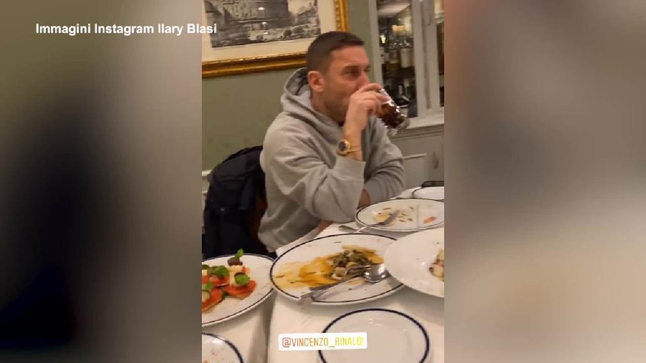 Francesco Totti e Ilary Blasi al ristorante