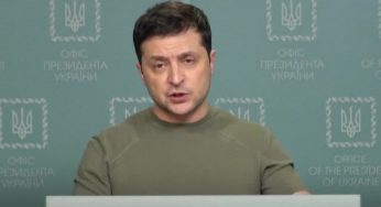 Ucraina, Zelensky polemico: “Draghi? Sposterò guerra per telefonargli”