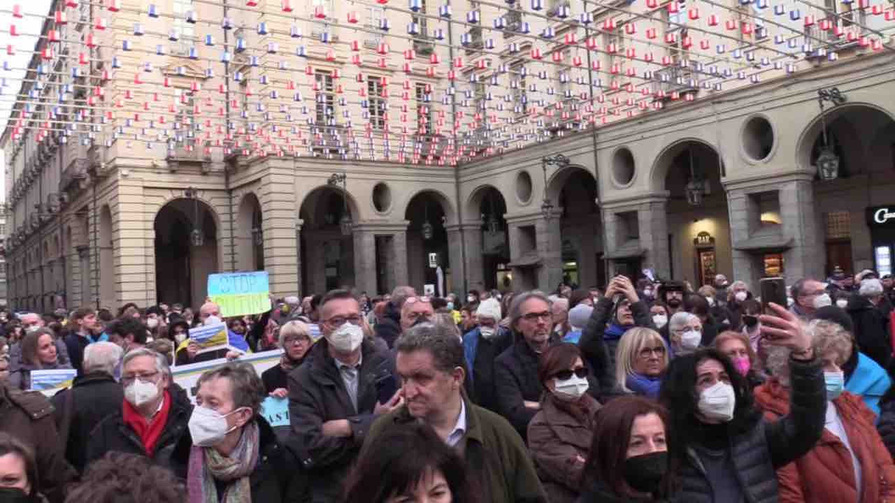 Manifestazione guerra Ucraina Torino