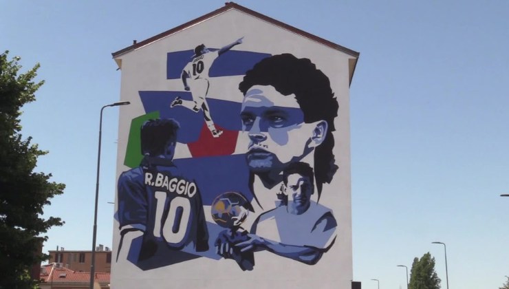 Un murales che raffigura Roberto Baggio, a Milano