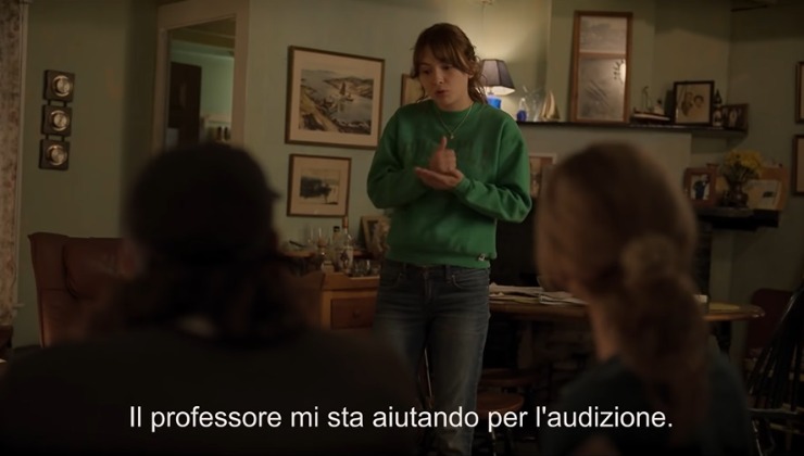 Ruby Rossi, in "CODA – I segni del cuore", comunica ai genitori la decisione di prendere lezioni di canto