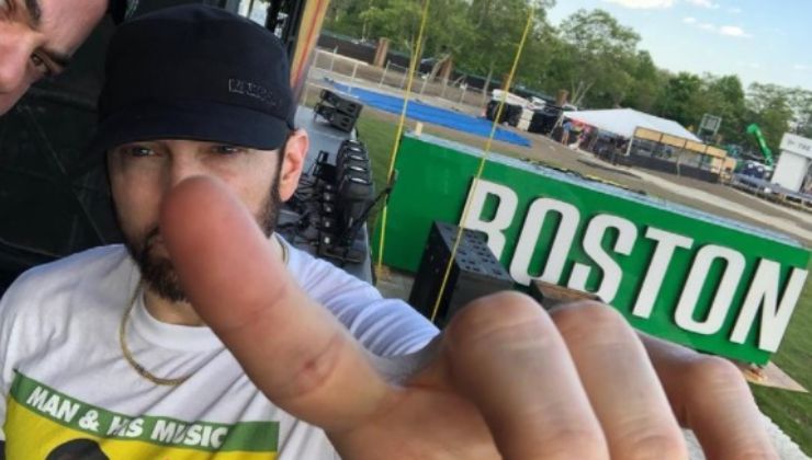 Un selfie di Eminem prima di un'esibizione a Boston