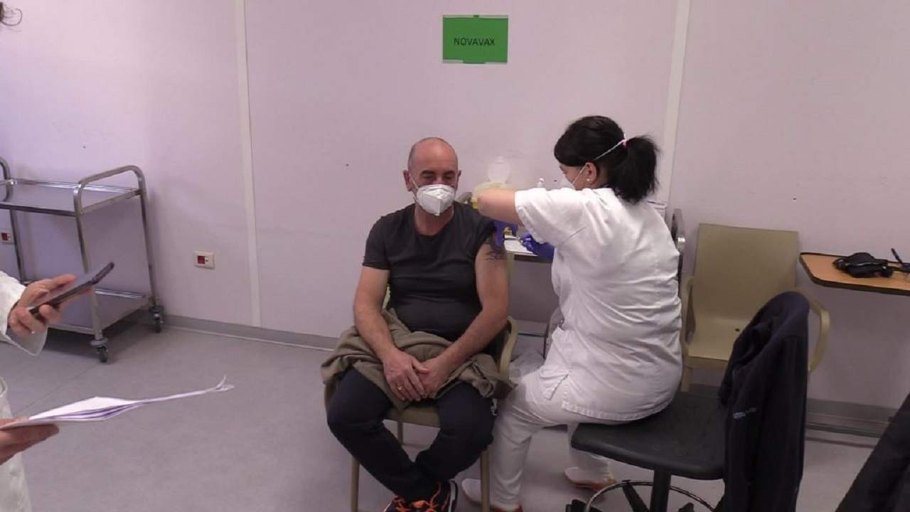 Nel Lazio sono iniziate le somministrazioni del vaccino di Novavax