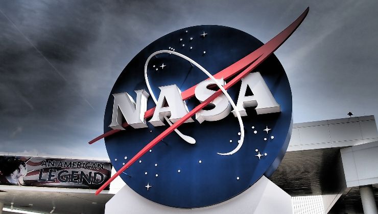 Il logo della NASA al Kennedy Space Center