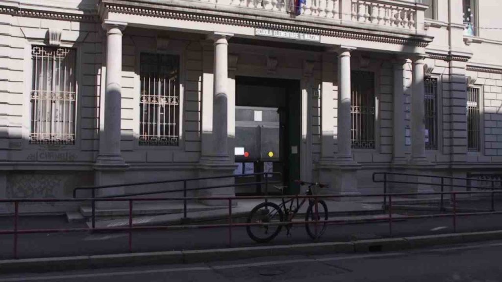 Facciata dell'Istituto Comprensivo Varese 1
