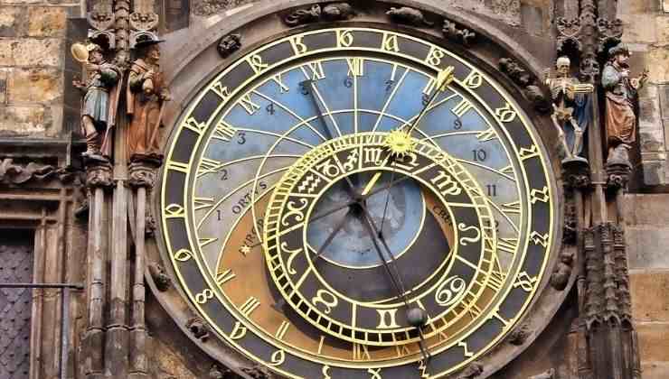 astri orologio oroscopo