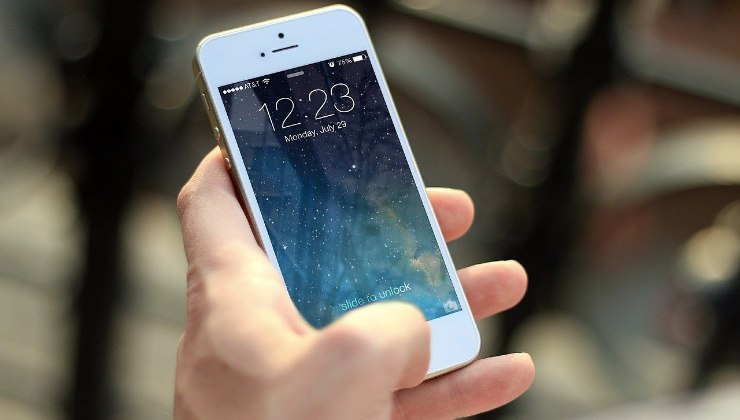 Un iPhone pronto ad essere sbloccato