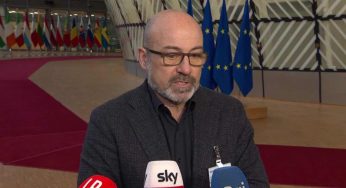 Ucraina, Cingolani: “Sganciamoci dal gas russo con le rinnovabili”