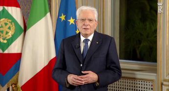 Mattarella si taglia lo stipendio, ma quanto guadagnano Draghi e gli altri?