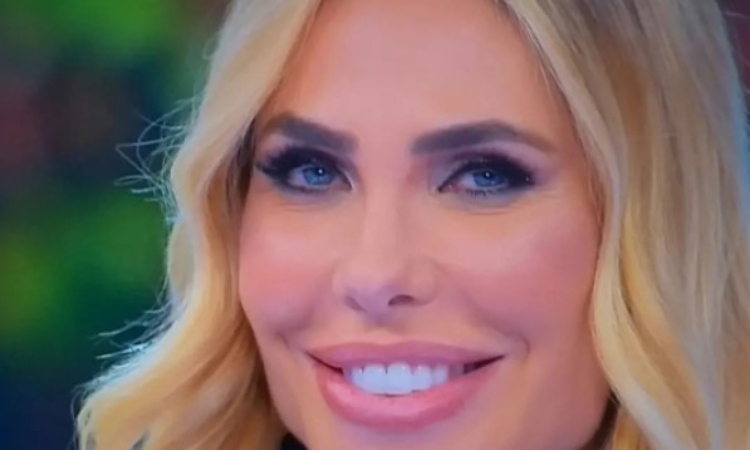 La gaffe di Ilary Blasi