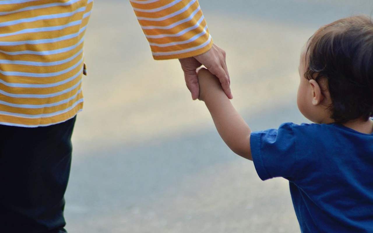 Una madre con il figlio