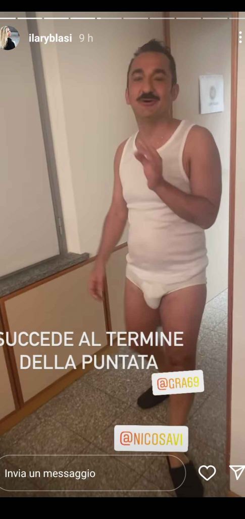 Nicola Savino in mutande
