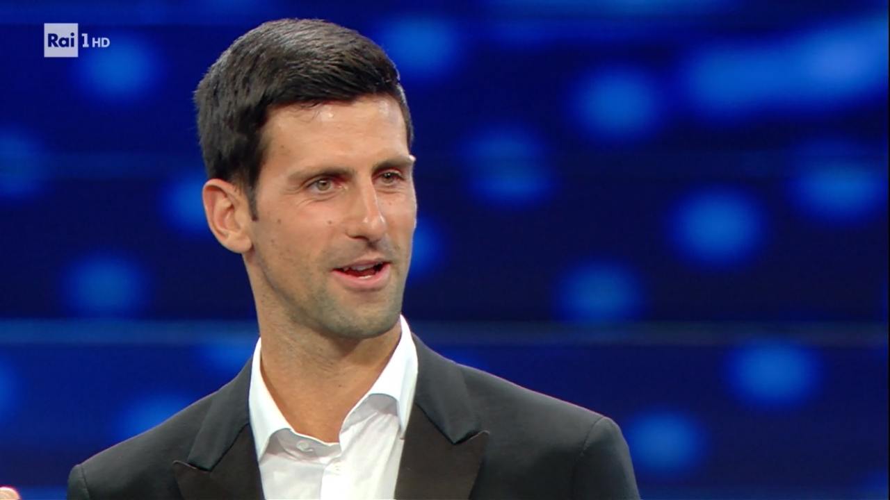 Novak Djokovic sul palco di Sanremo 2020