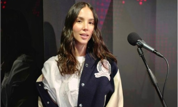 Paola di Benedetto, conduttrice radiofonica